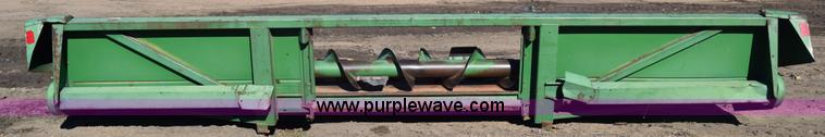image for item K4941 John Deere 843 corn head