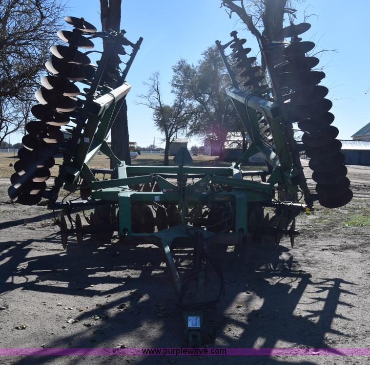 image for item K4949 John Deere 630 tandem disk