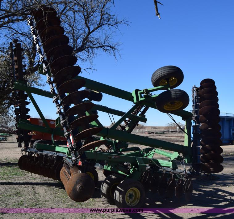 image for item K4949 John Deere 630 tandem disk