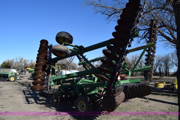 image for item K4949 John Deere 630 tandem disk