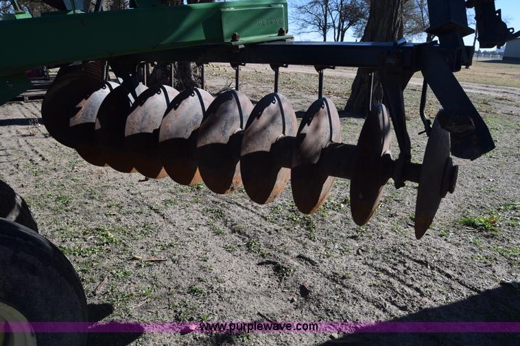 image for item K4949 John Deere 630 tandem disk
