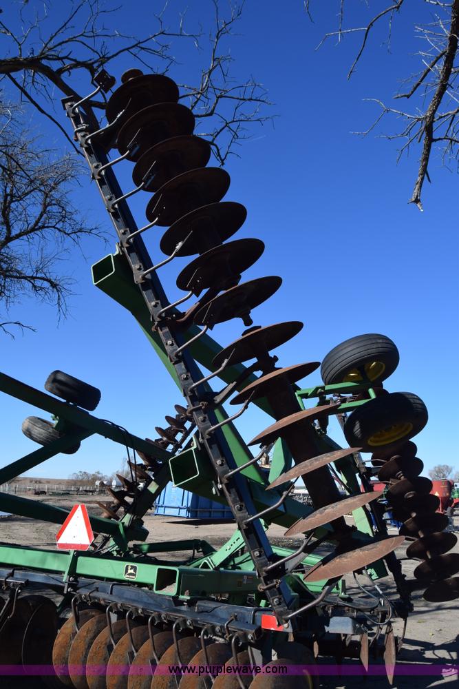 image for item K4949 John Deere 630 tandem disk