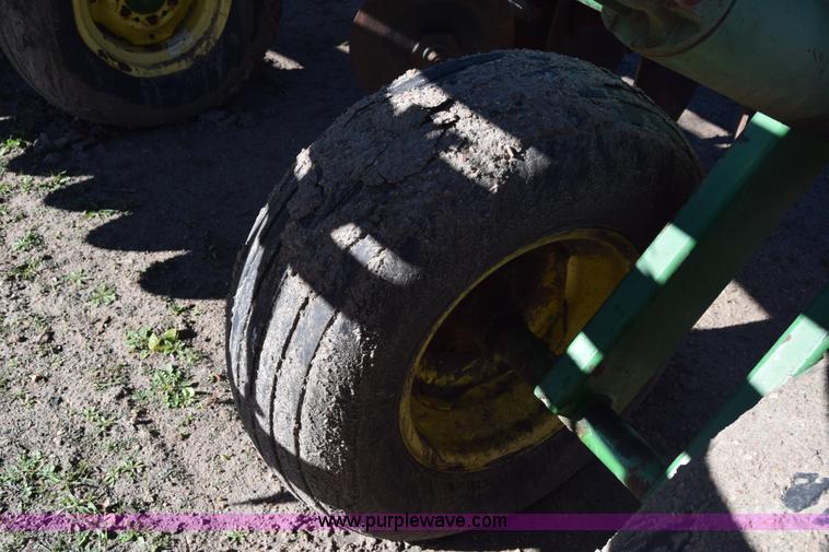 image for item K4949 John Deere 630 tandem disk