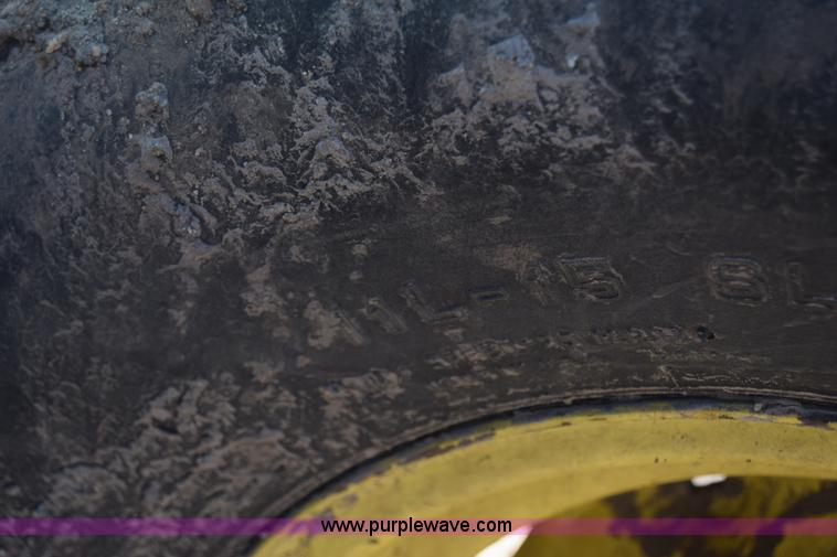 image for item K4949 John Deere 630 tandem disk