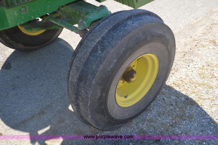 image for item K7546 1980 John Deere 4840 tractor