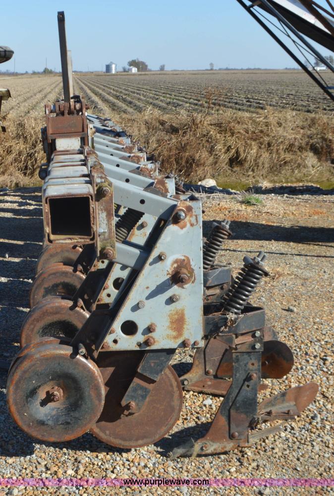 image for item K7549 Hiniker 6000 cultivator