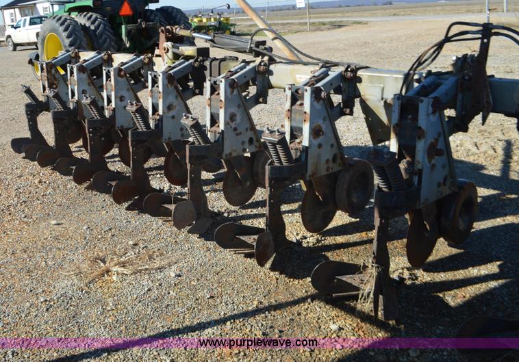 image for item K7549 Hiniker 6000 cultivator