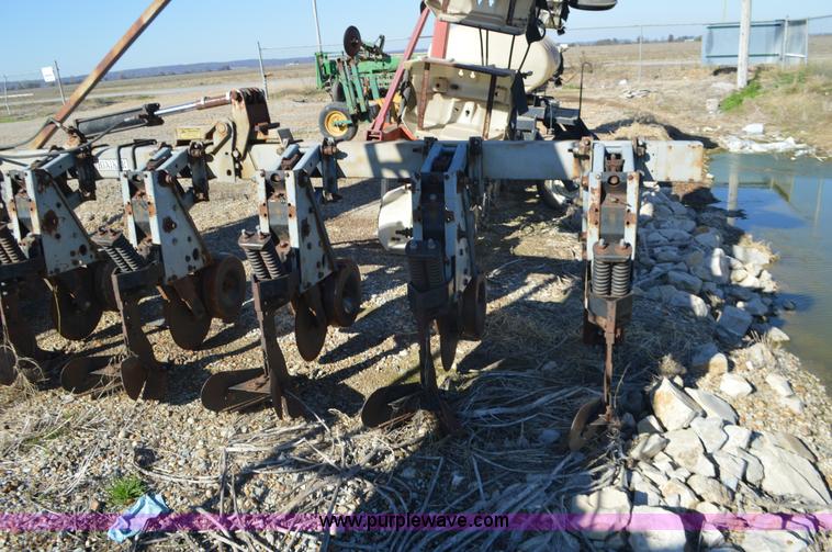 image for item K7549 Hiniker 6000 cultivator