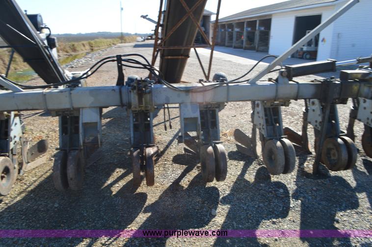 image for item K7549 Hiniker 6000 cultivator