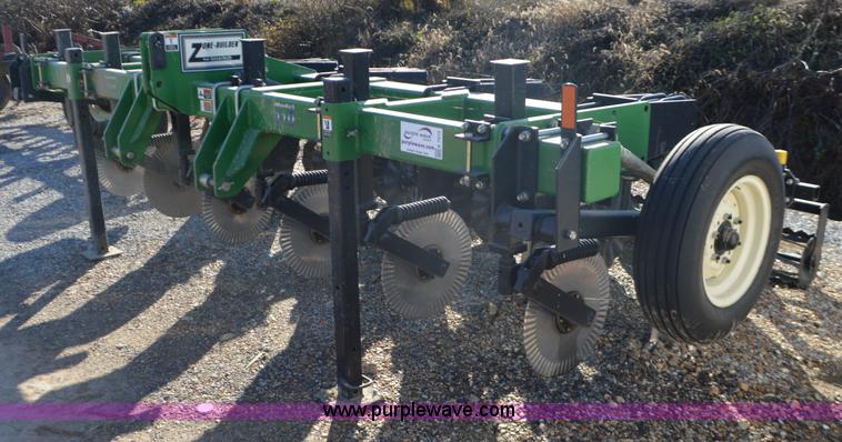 image for item K7573 Unverferth 110 zone builder