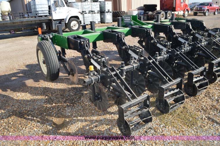 image for item K7573 Unverferth 110 zone builder