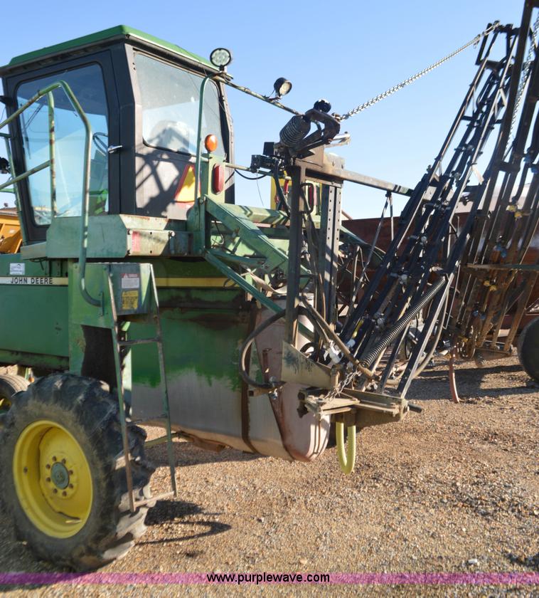 image for item K7576 John Deere 6000 self-propelled sprayer