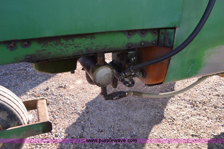 image for item K7576 John Deere 6000 self-propelled sprayer