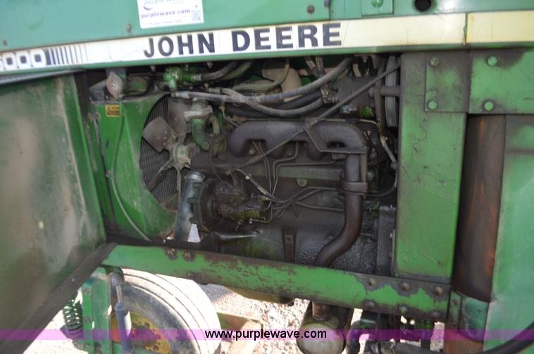 image for item K7576 John Deere 6000 self-propelled sprayer