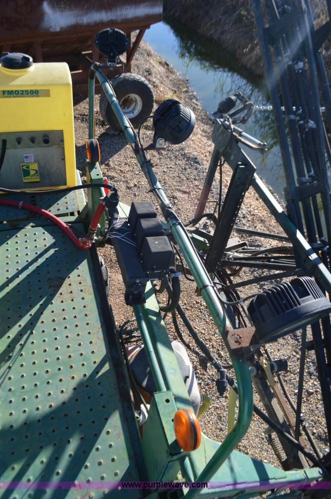 image for item K7576 John Deere 6000 self-propelled sprayer