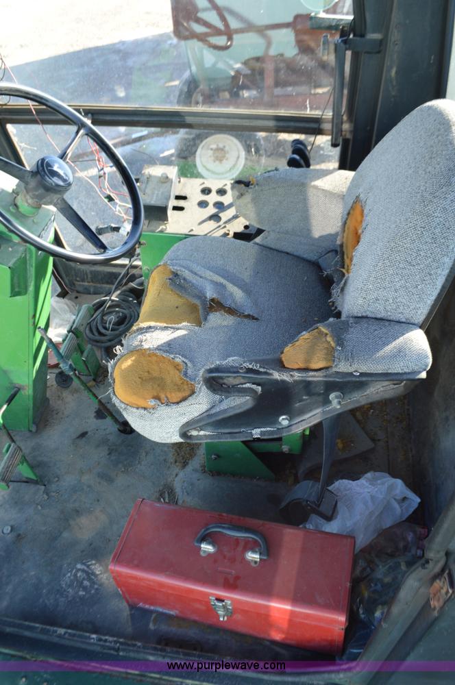 image for item K7576 John Deere 6000 self-propelled sprayer