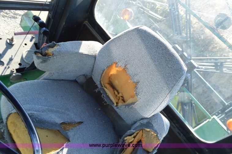 image for item K7576 John Deere 6000 self-propelled sprayer