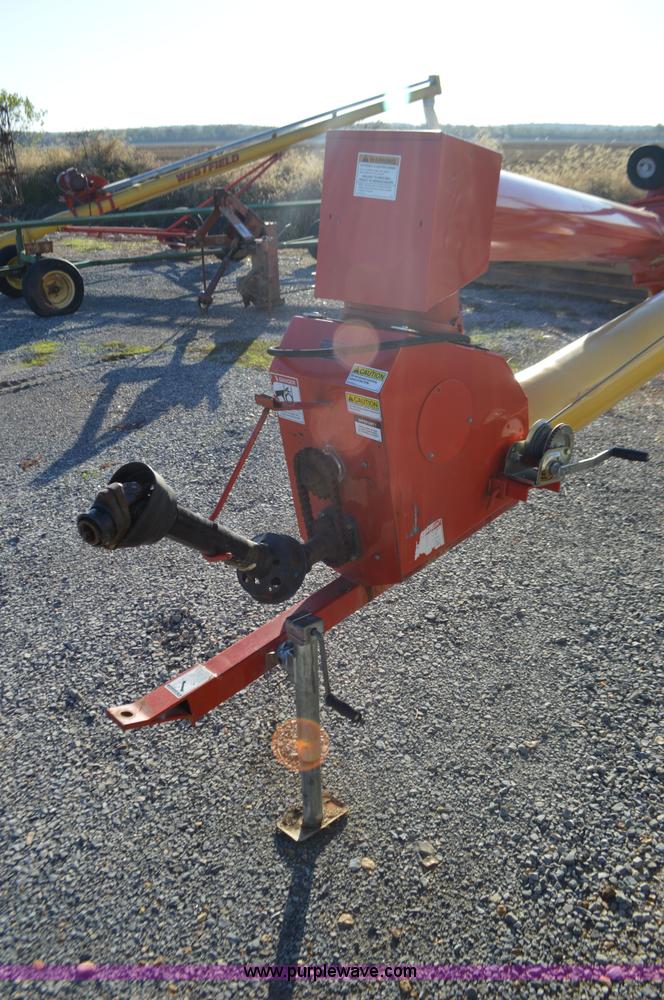 image for item K7585 Westfield MK100-61 grain auger