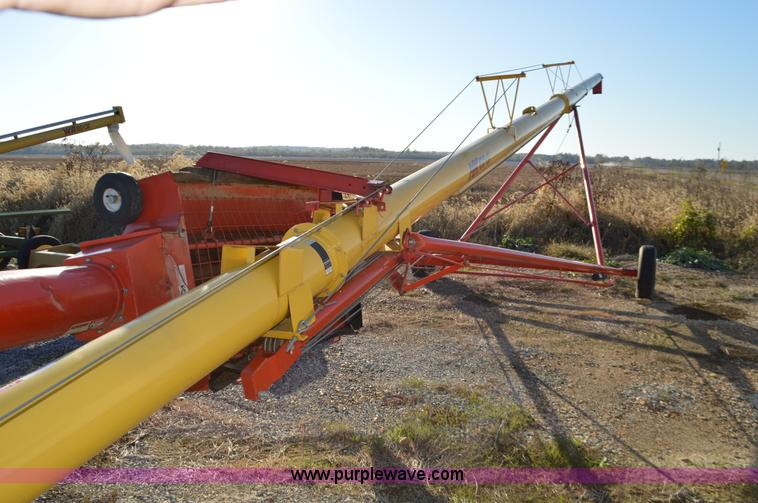 image for item K7585 Westfield MK100-61 grain auger