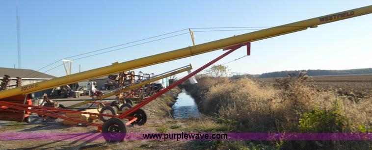 image for item K7585 Westfield MK100-61 grain auger