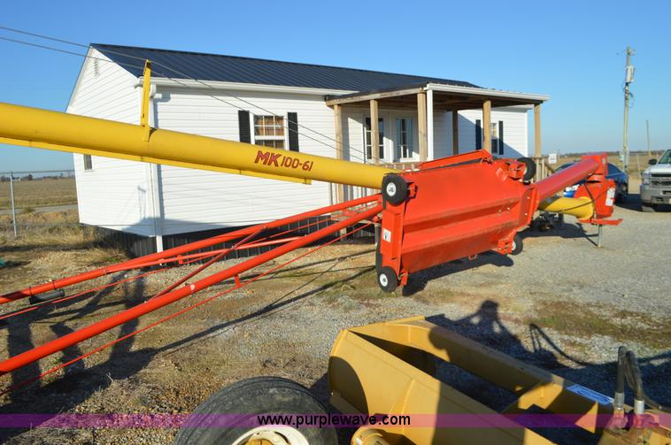 image for item K7585 Westfield MK100-61 grain auger