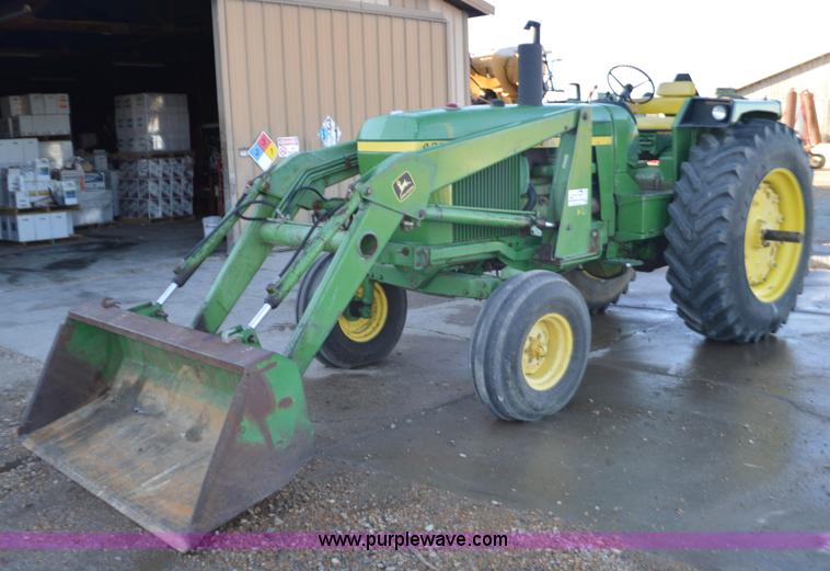 image for item K7589 1973 John Deere 4230 tractor