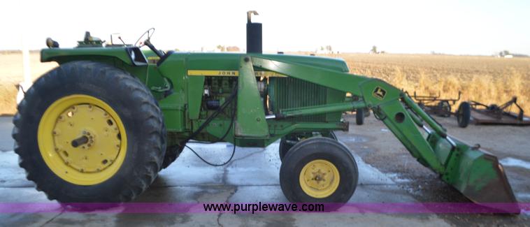 image for item K7589 1973 John Deere 4230 tractor