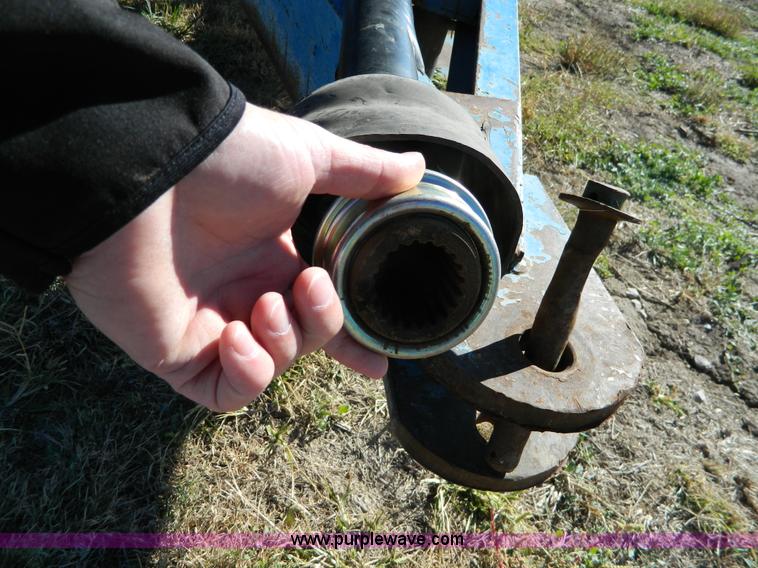 image for item K8238 Kinze 600 grain cart