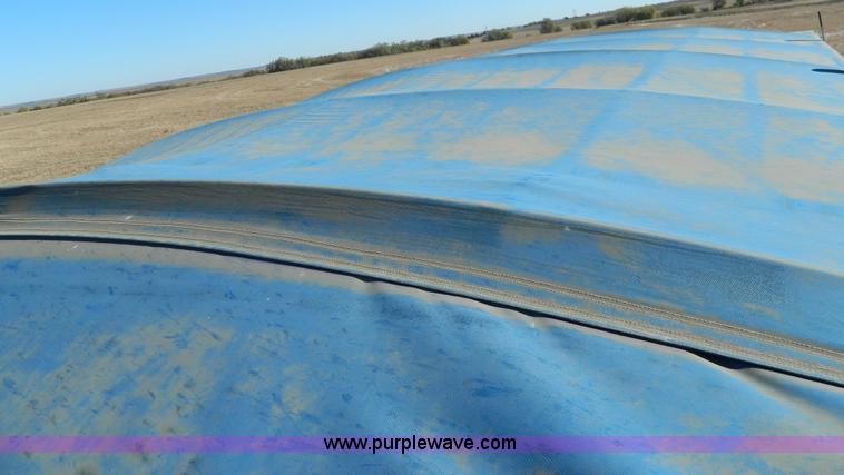 image for item K8238 Kinze 600 grain cart