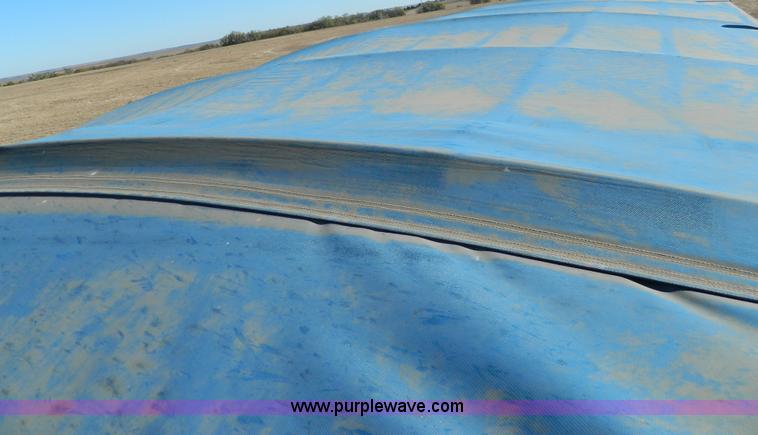 image for item K8238 Kinze 600 grain cart