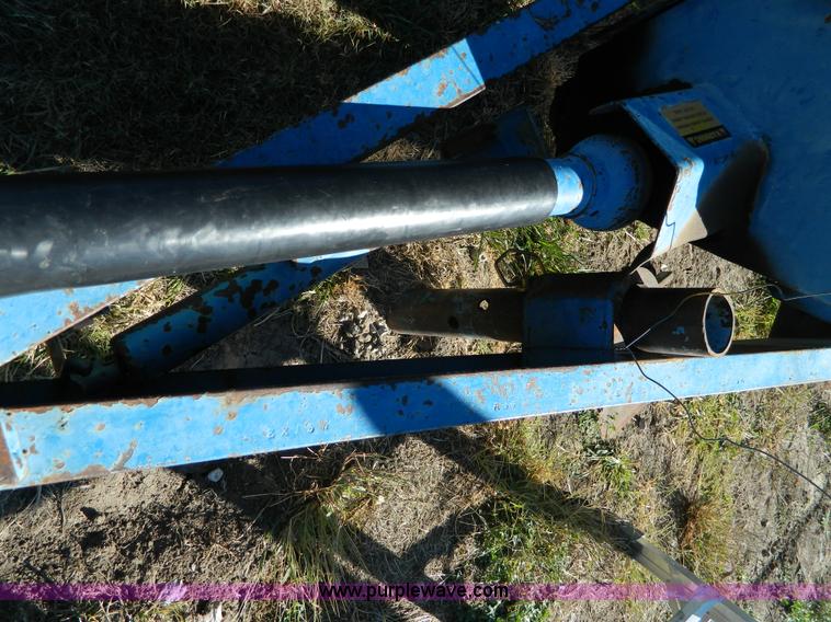 image for item K8238 Kinze 600 grain cart