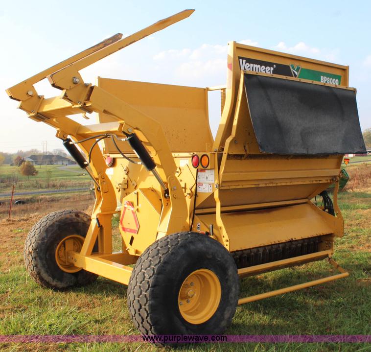 image for item L2416 2008 Vermeer BP8000 bale processor
