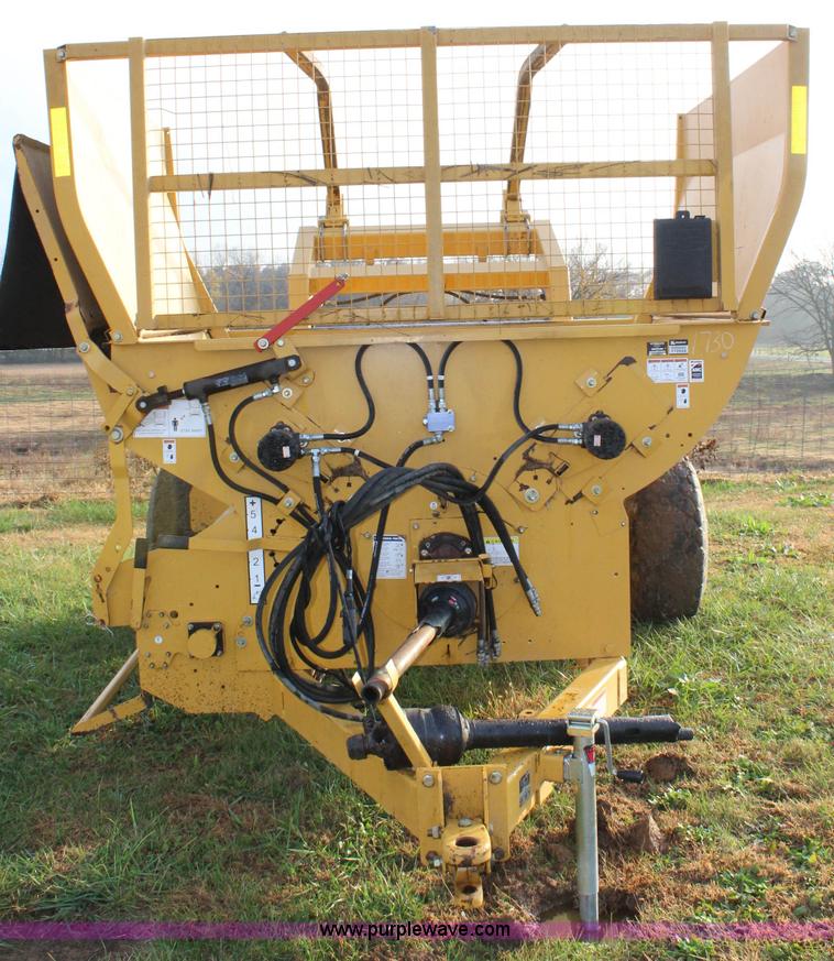 image for item L2416 2008 Vermeer BP8000 bale processor