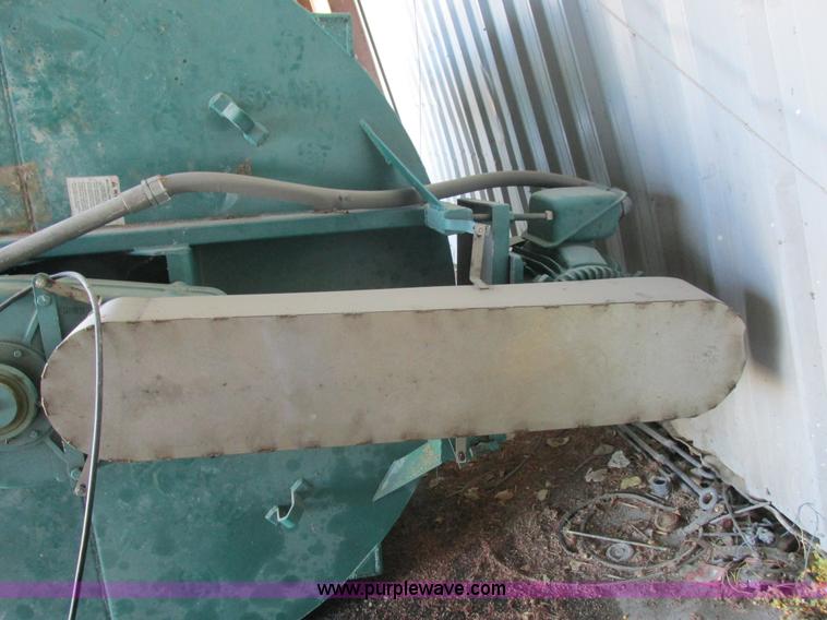 image for item L4116 Doyle upright fertilizer mixer and conveyor