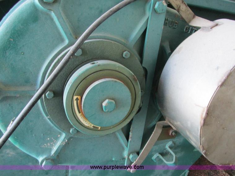 image for item L4116 Doyle upright fertilizer mixer and conveyor