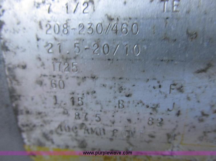 image for item L4116 Doyle upright fertilizer mixer and conveyor