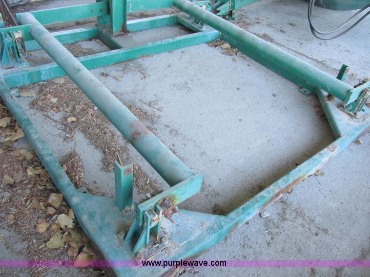 image for item L4116 Doyle upright fertilizer mixer and conveyor