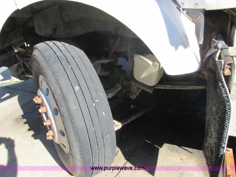 image for item L4119 1991 Kenworth T800 tender truck