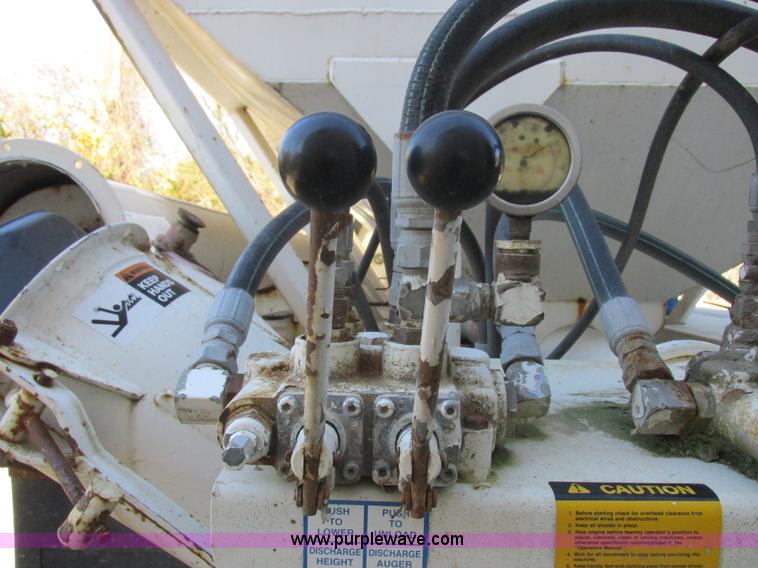 image for item L4119 1991 Kenworth T800 tender truck