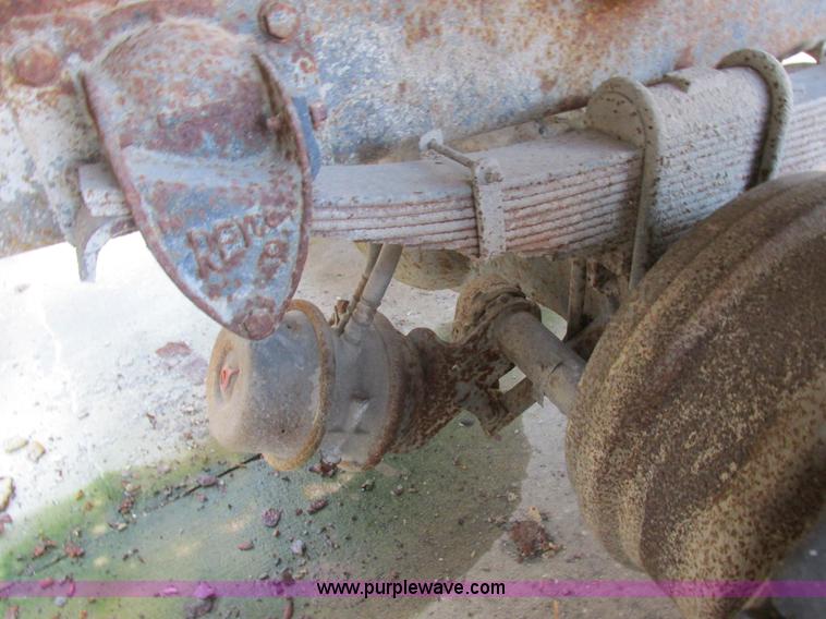 image for item L4119 1991 Kenworth T800 tender truck