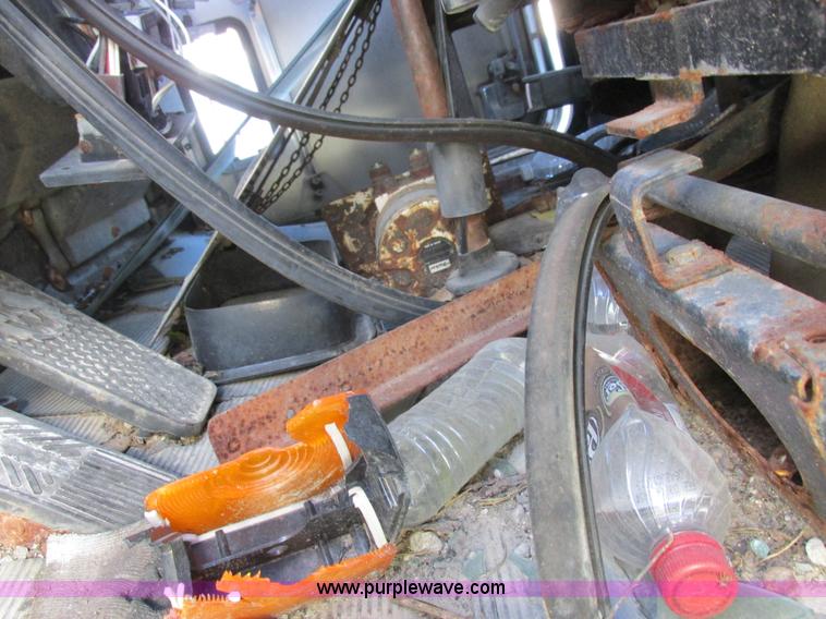 image for item L4119 1991 Kenworth T800 tender truck