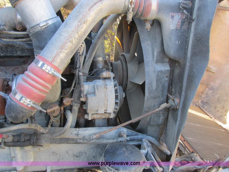 image for item L4119 1991 Kenworth T800 tender truck