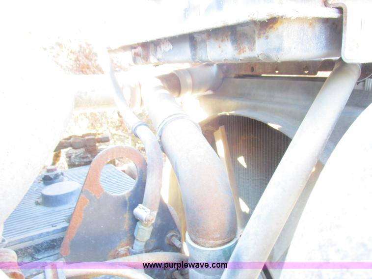 image for item L4119 1991 Kenworth T800 tender truck