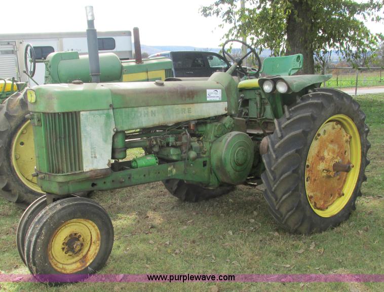 image for item L5312 John Deere 530 tractor