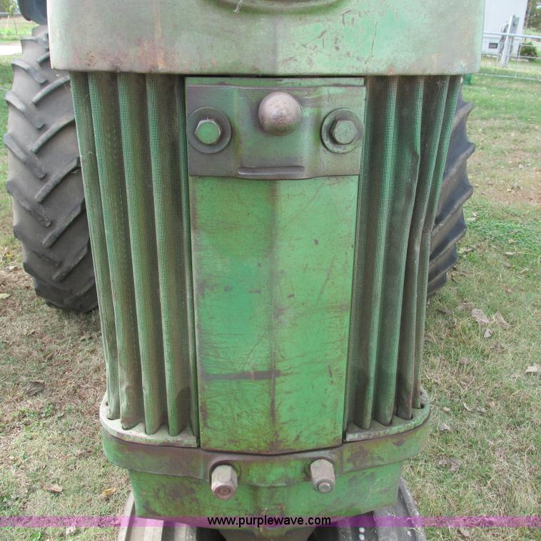 image for item L5312 John Deere 530 tractor