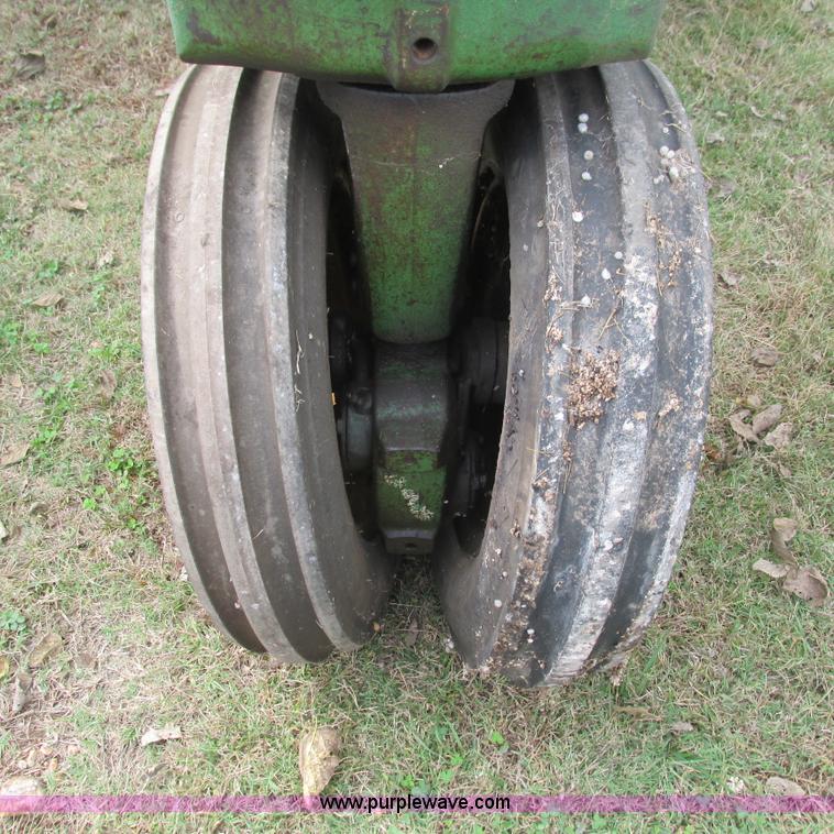 image for item L5312 John Deere 530 tractor