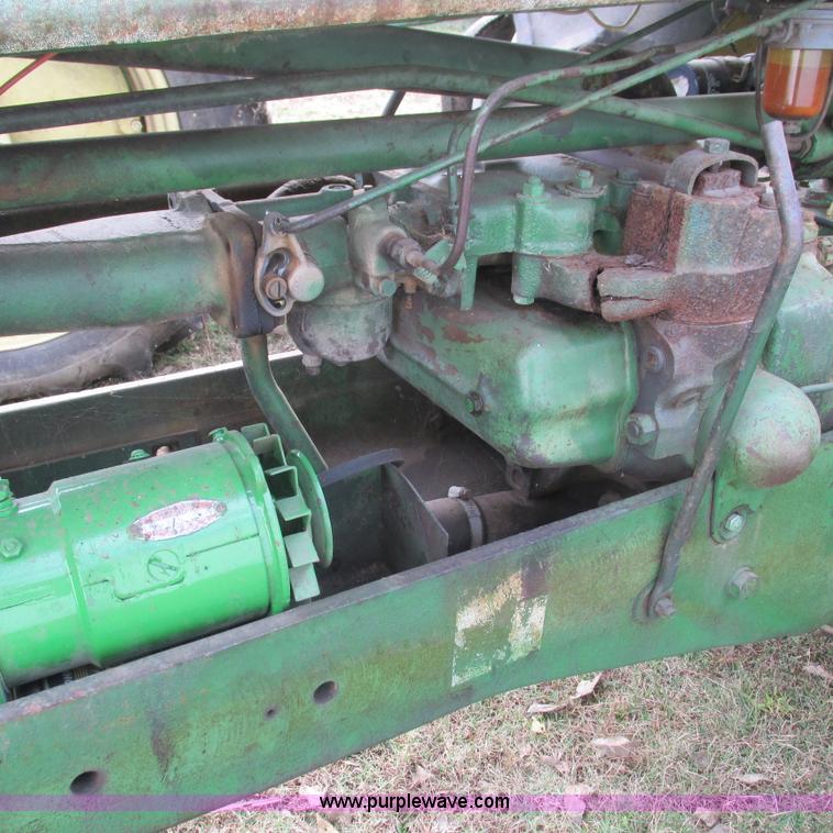 image for item L5312 John Deere 530 tractor