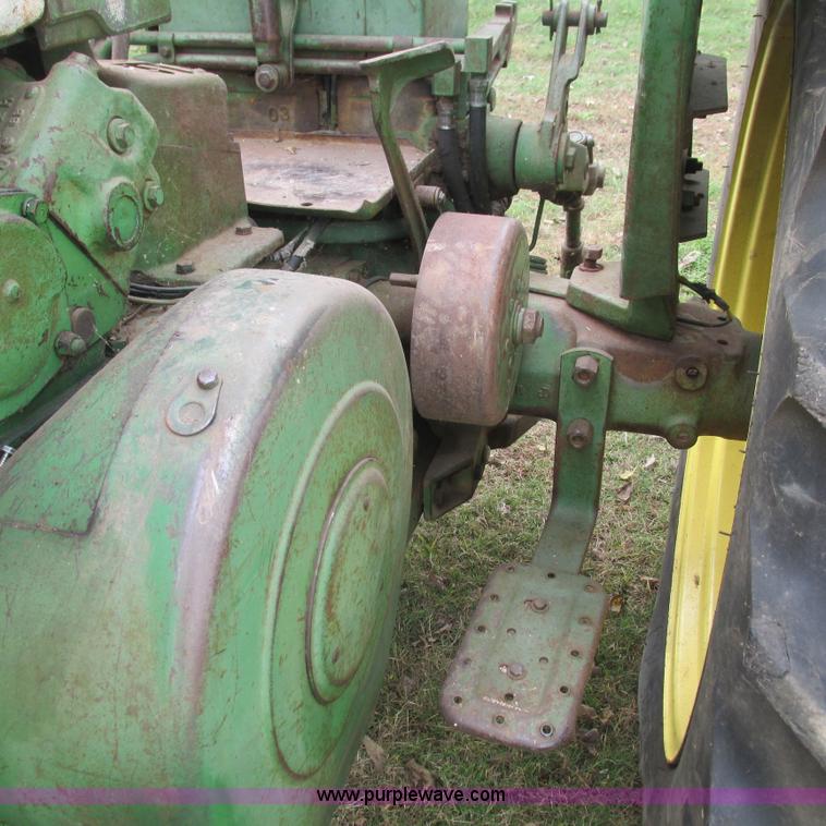 image for item L5312 John Deere 530 tractor