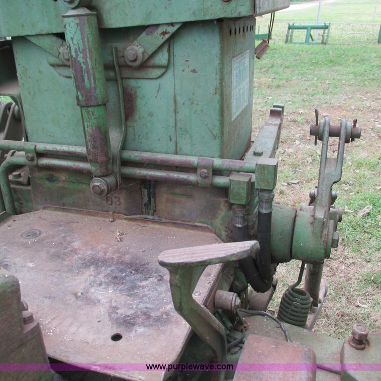 image for item L5312 John Deere 530 tractor