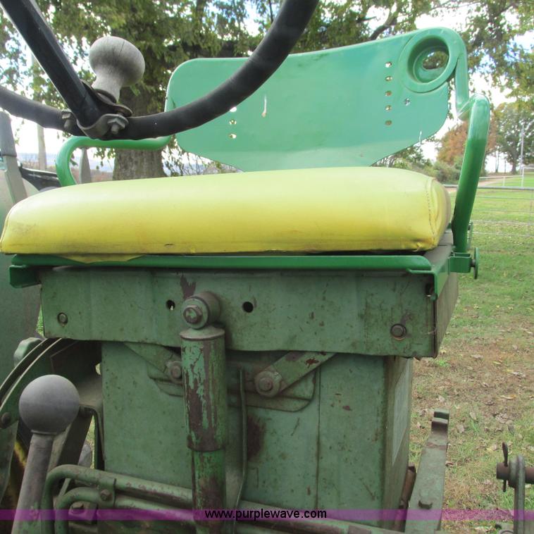 image for item L5312 John Deere 530 tractor